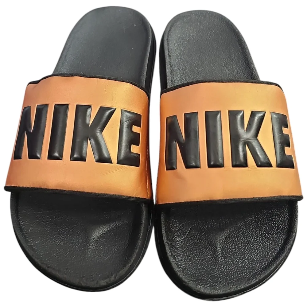Nike OffCourt Slide 